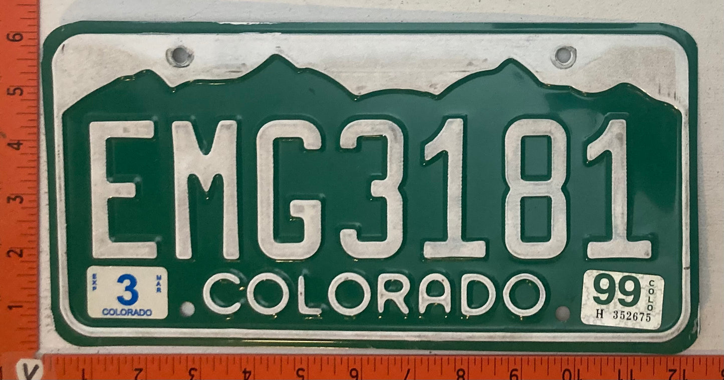 1999 Colorado #EMG3181 Passenger License Plate