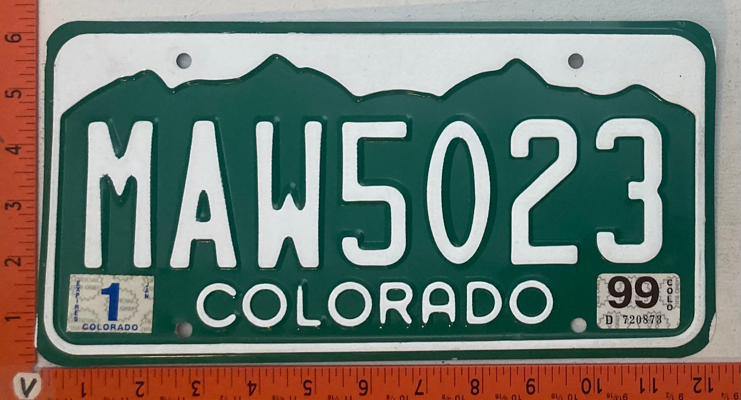 1999 Colorado #MAW023 Passenger License Plate
