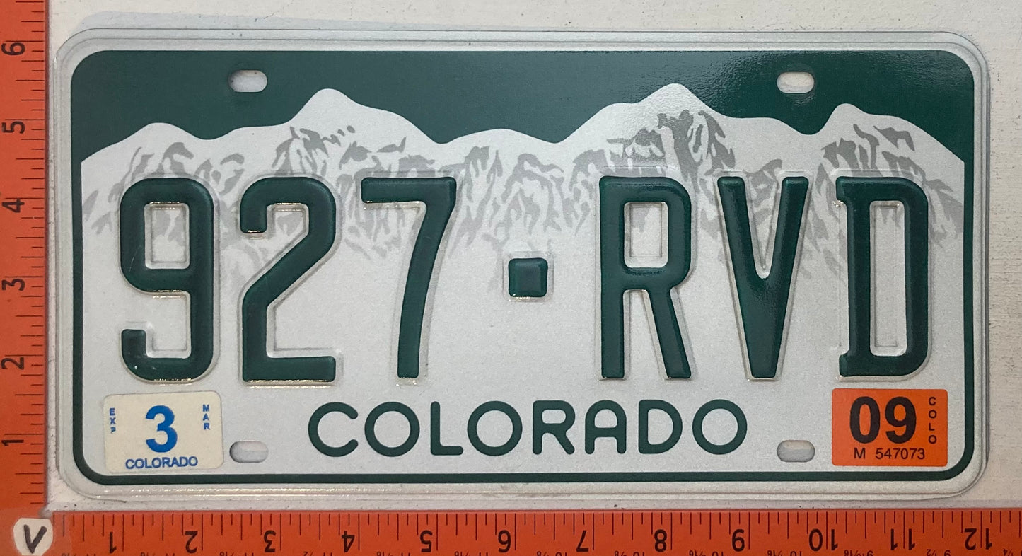 2009 Colorado #927-RVD Passenger License Plate