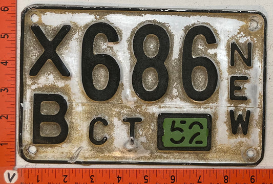 1952 Connecticut #X/B 686 New Car Dealer License Plate