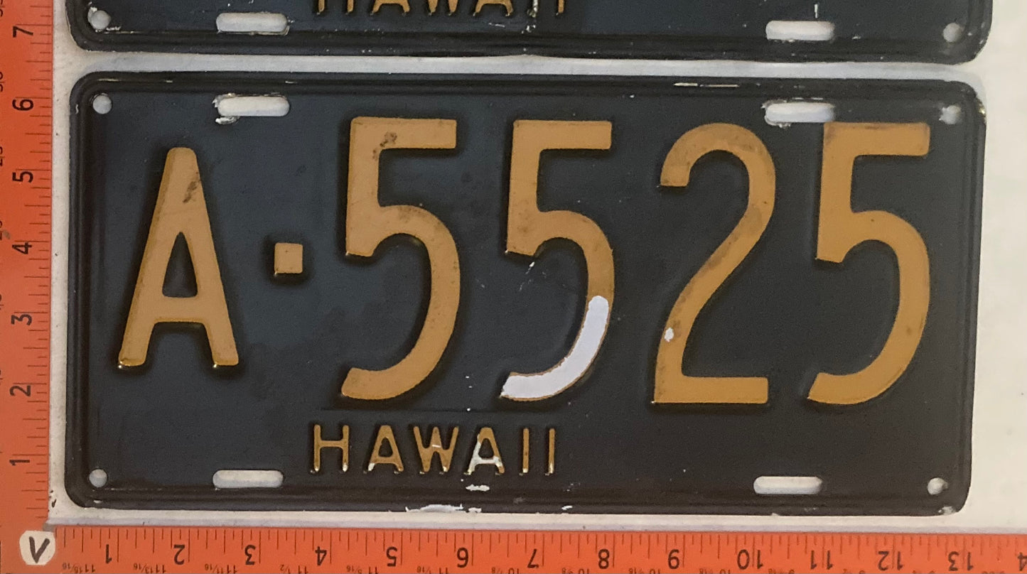 1953 Hawaii #A-5525 Passenger License Plate (Pair)