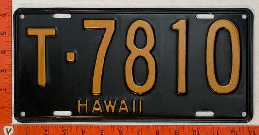 1953 Hawaii #T-7810 Bus License Plate