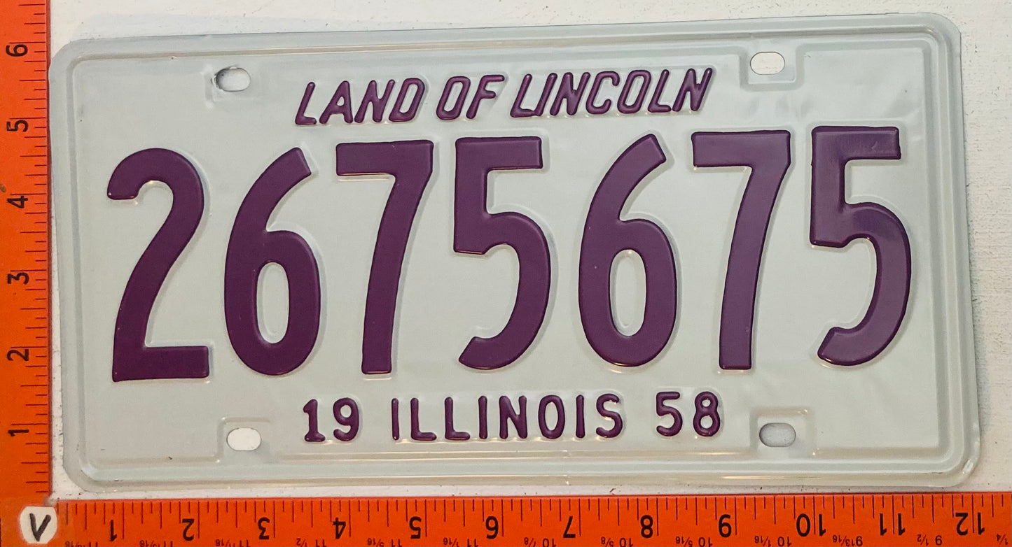 1958 Illinois #2675675 Passenger License Plate