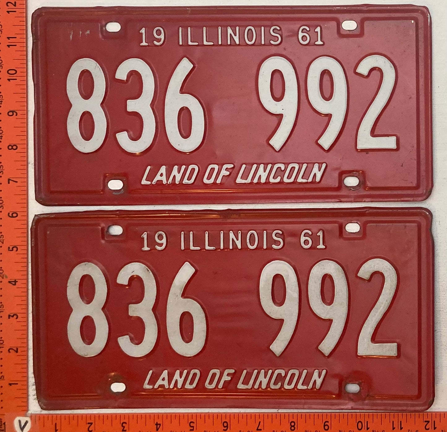 1961 Illinois #836 992 Passenger License Plate (Pair)