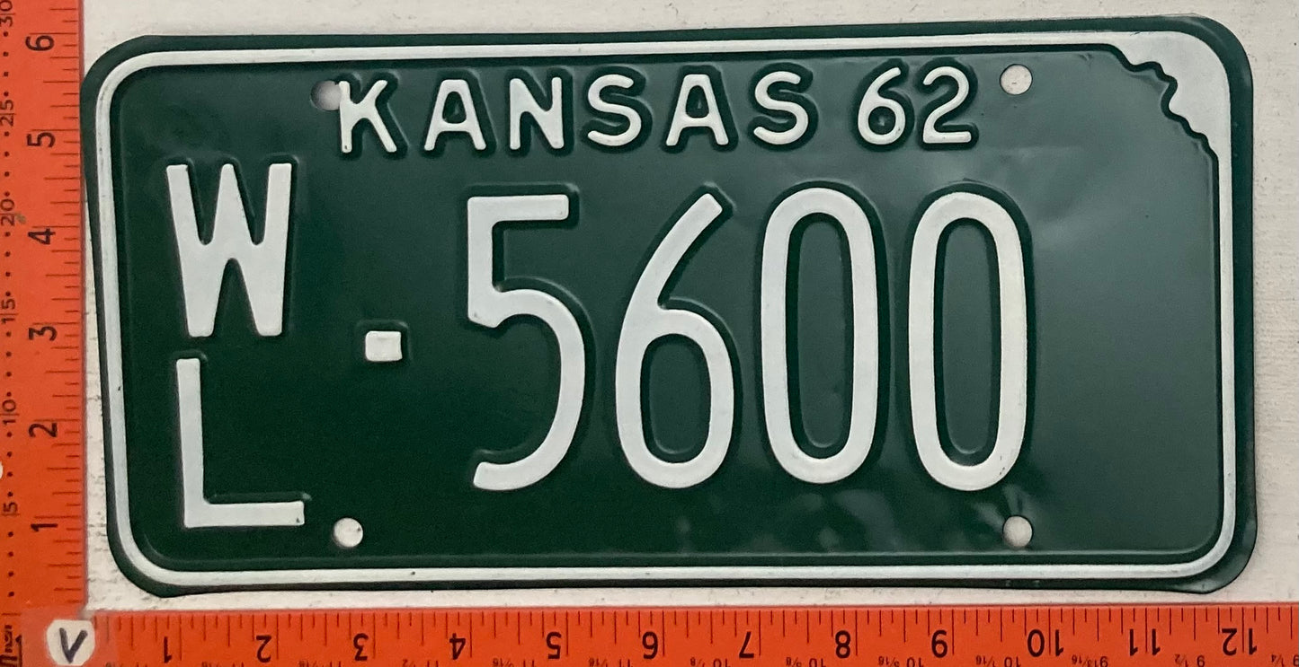 1962 Kansas #W/L 5600 Passenger License Plate