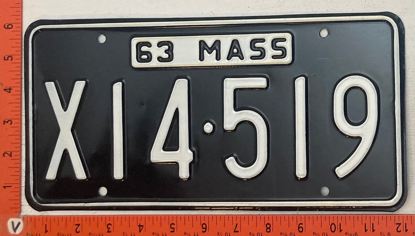 1963 Massachusetts #X14.519 Passenger License Plate