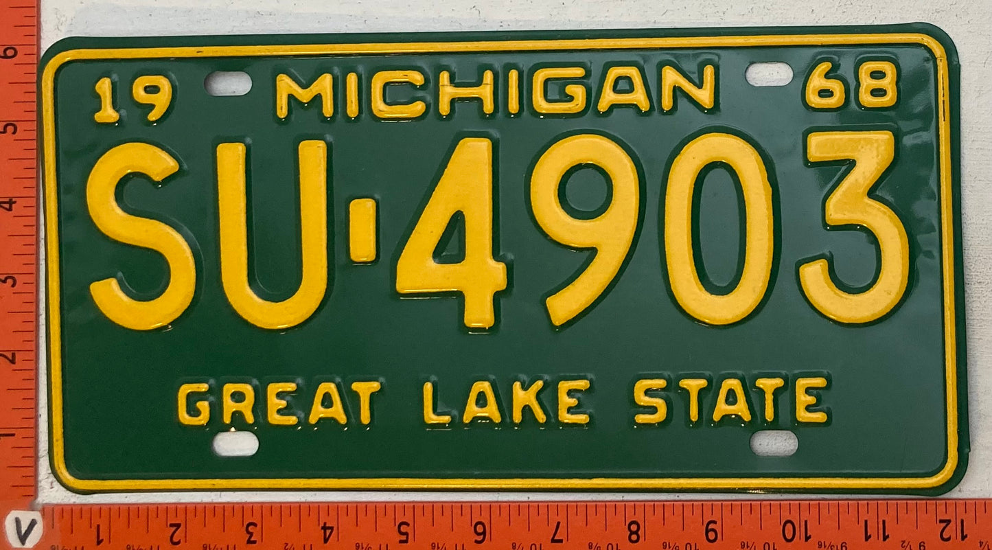 1968 Michigan #SU-4903 Passenger License Plate