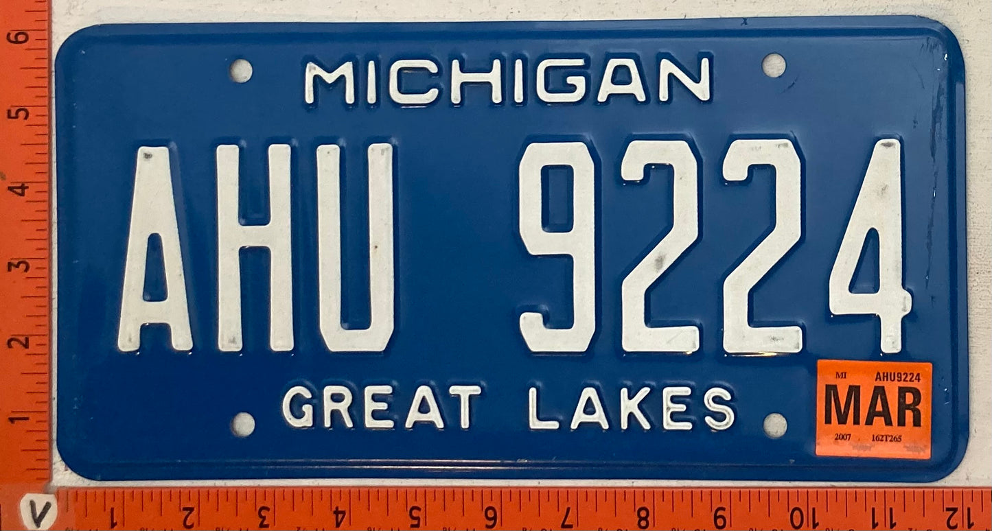 2007 Michigan #AHU 9924 Passenger License Plate