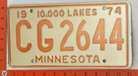 1974 Minnesota #CG2644 Passenger License Plate