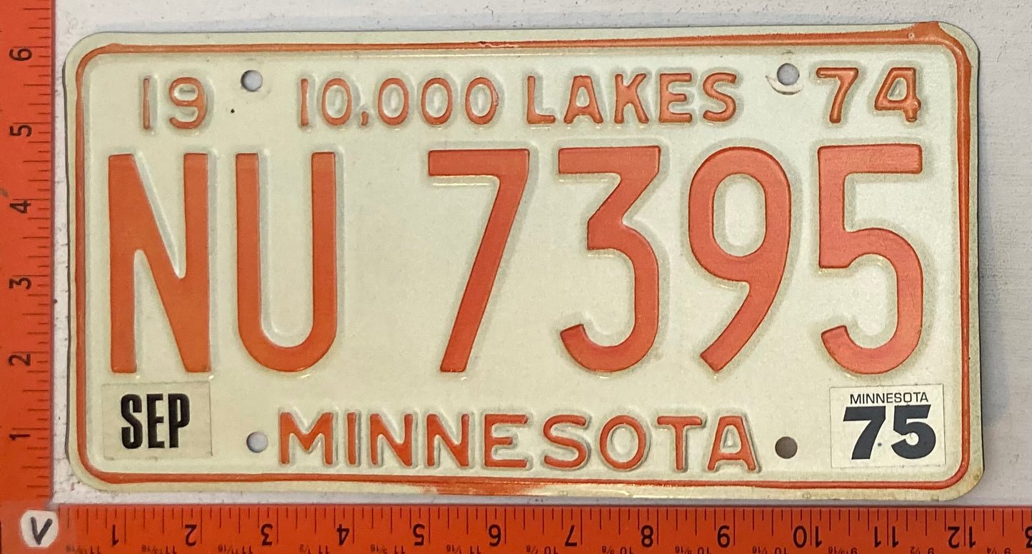1975 Minnesota #NU 7395 Passenger License Plate