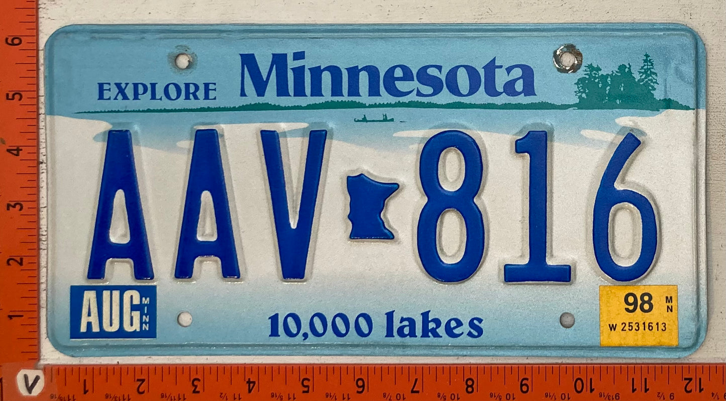 1998 Minnesota #AAV 816 Passenger License Plate