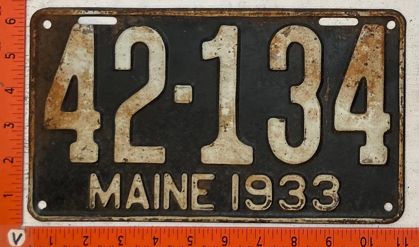 1933 Maine #42-134 Passenger License Plate