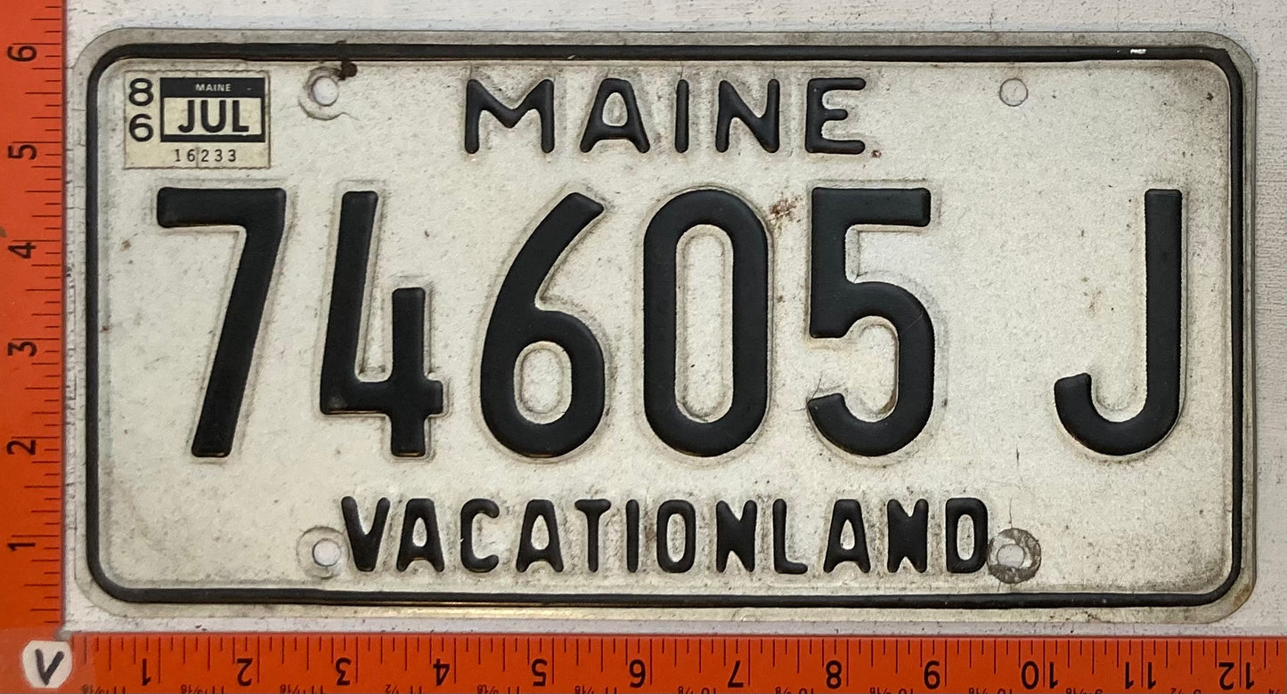 1986 Maine #74605 J Passenger License Plate