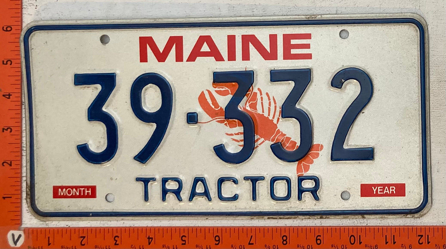 1989 Maine #39-332 Tractor License Plate