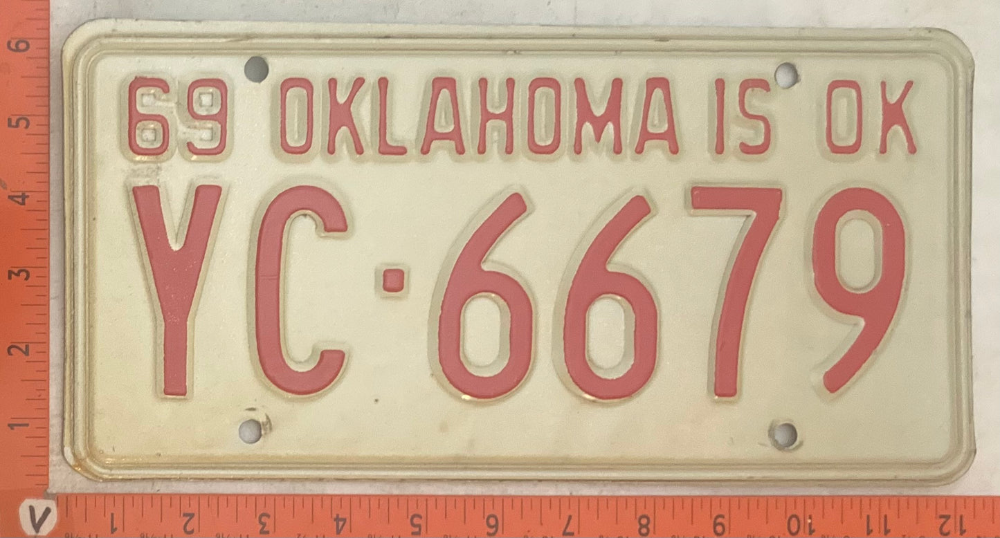 1969 Oklahoma #YC-6679 Passenger License Plate