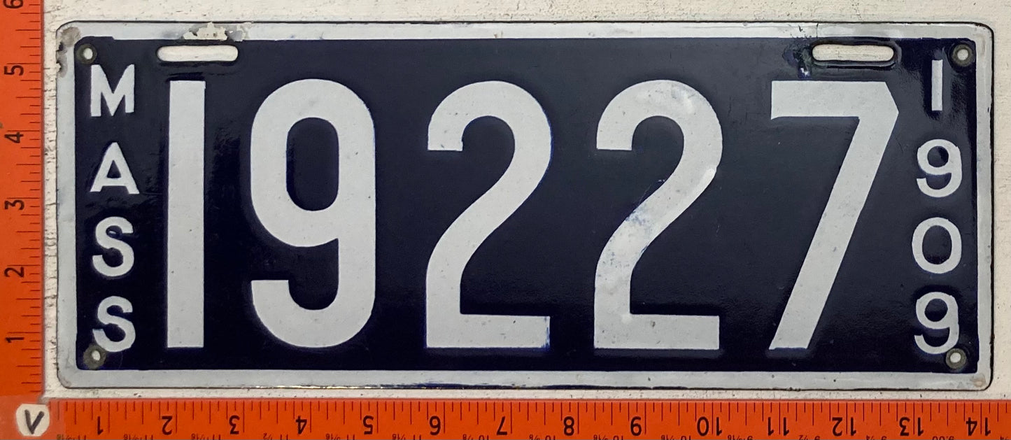 1909 Massachusetts #19227 Passenger License Plate