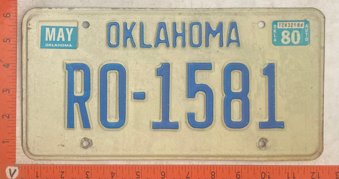 1980 Oklahoma #RO-1581 Passenger License Plate