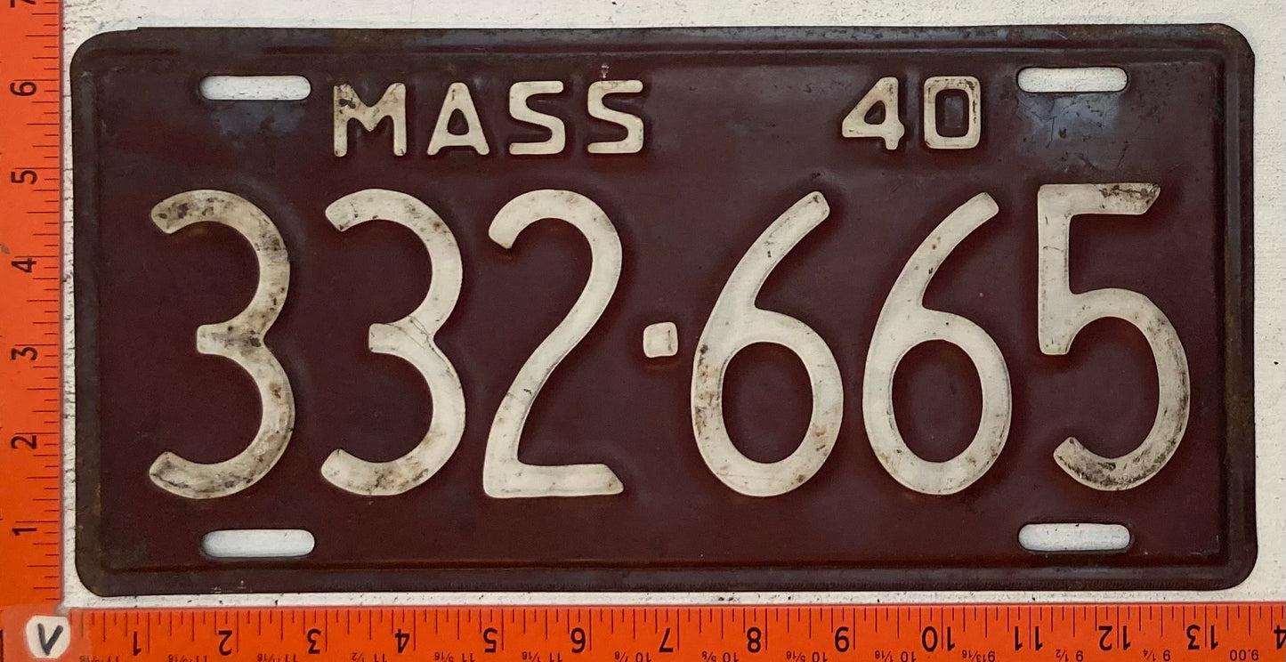 1940 Massachusetts #332-665 Passenger License Plate