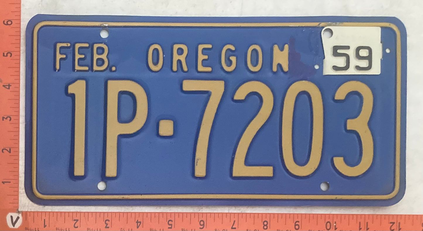 1959 Oregon #1P-7203 Passenger License Plate