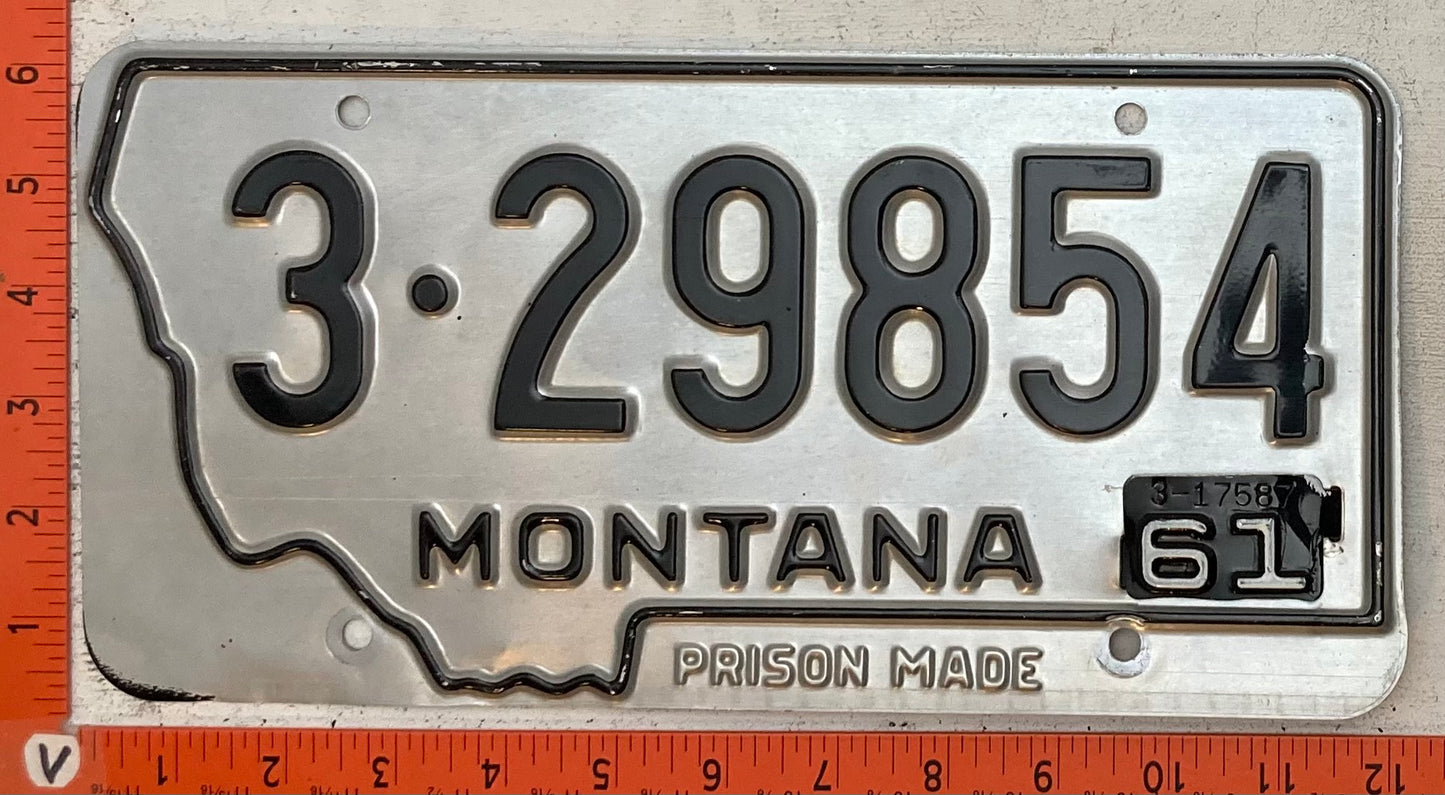 1961 Montana #3-29854 Passenger License Plate