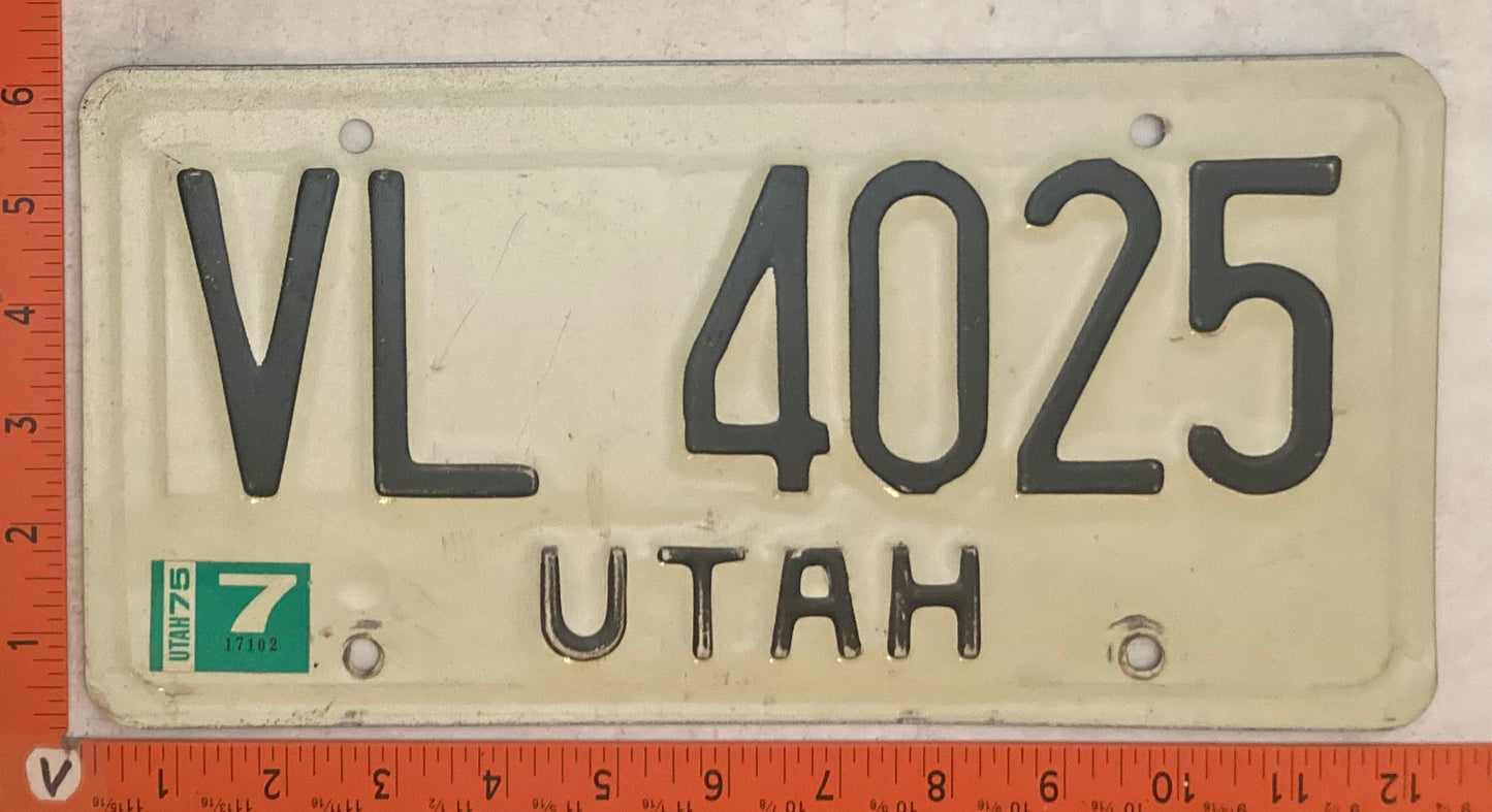 1975 Utah #VL 4025 Passenger License Plate