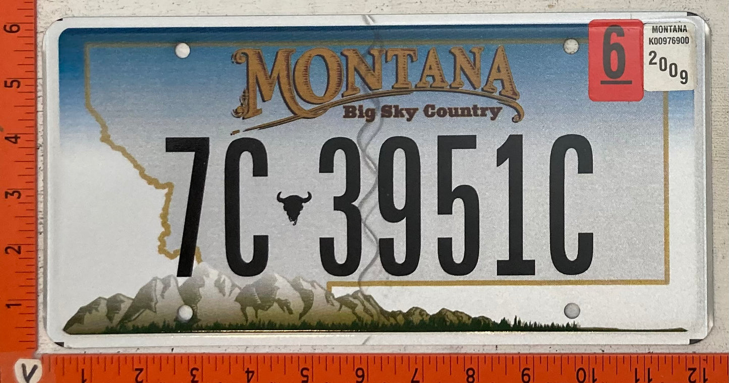 2009 Montana #7C-2188D Passenger License Plate