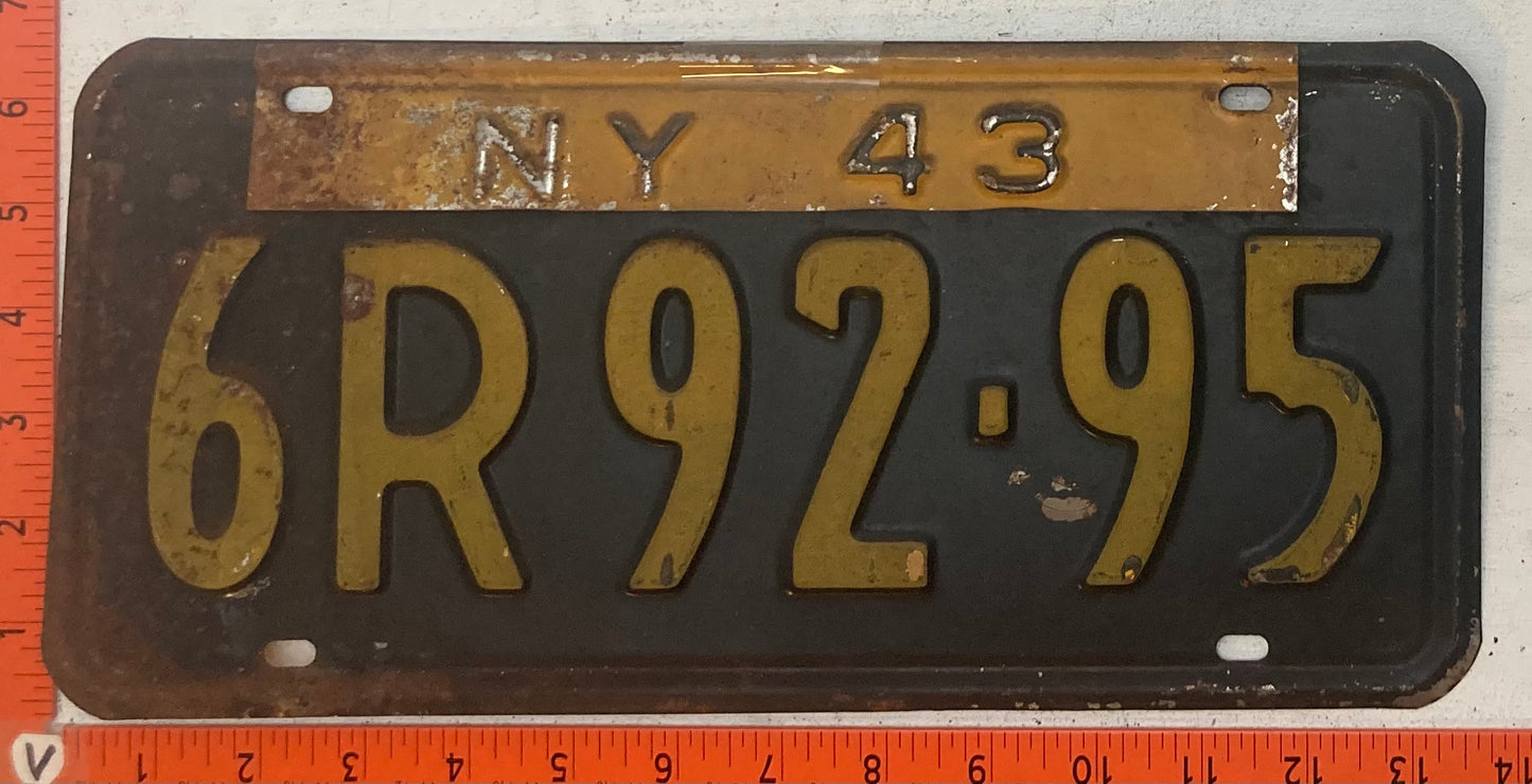 1943 New York #6R 92-95 Passenger License Plate