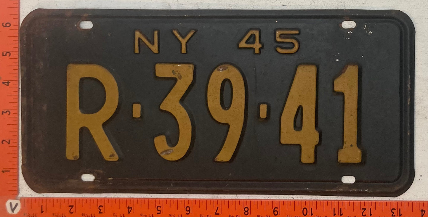 1945 New York #R-39 41 Passenger License Plate