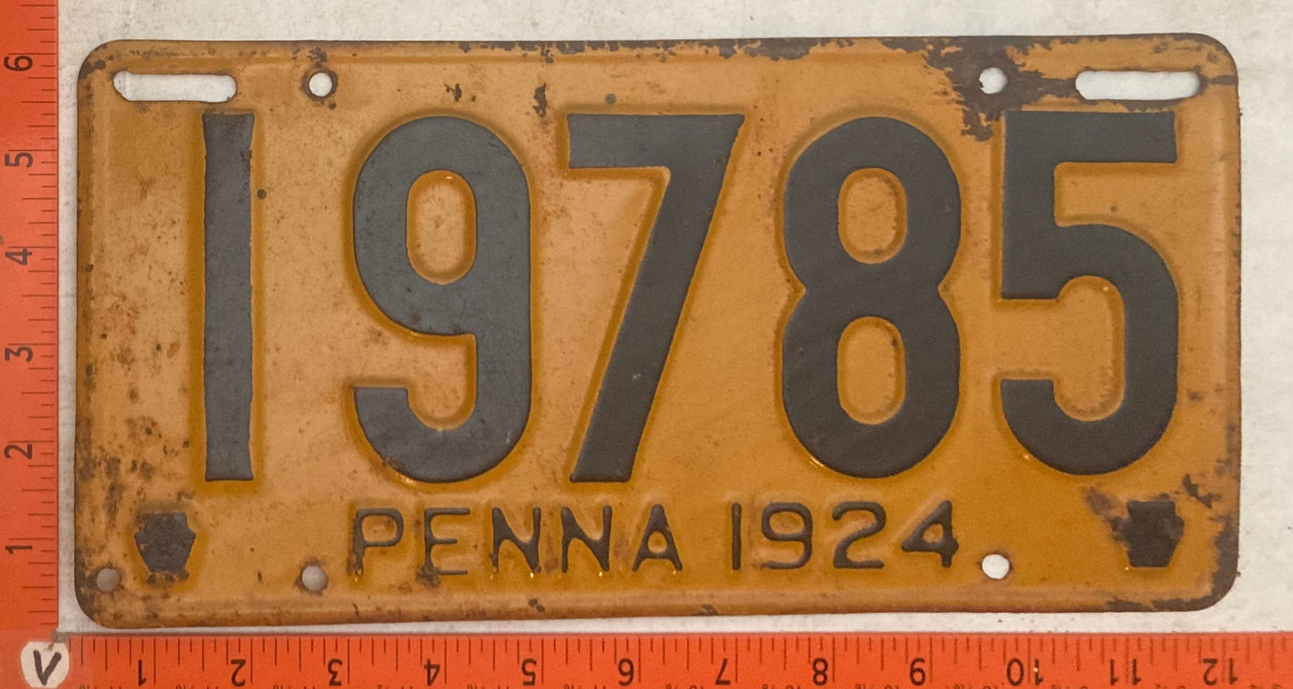 1924 Pennsylvania #19785 Passenger License Plate