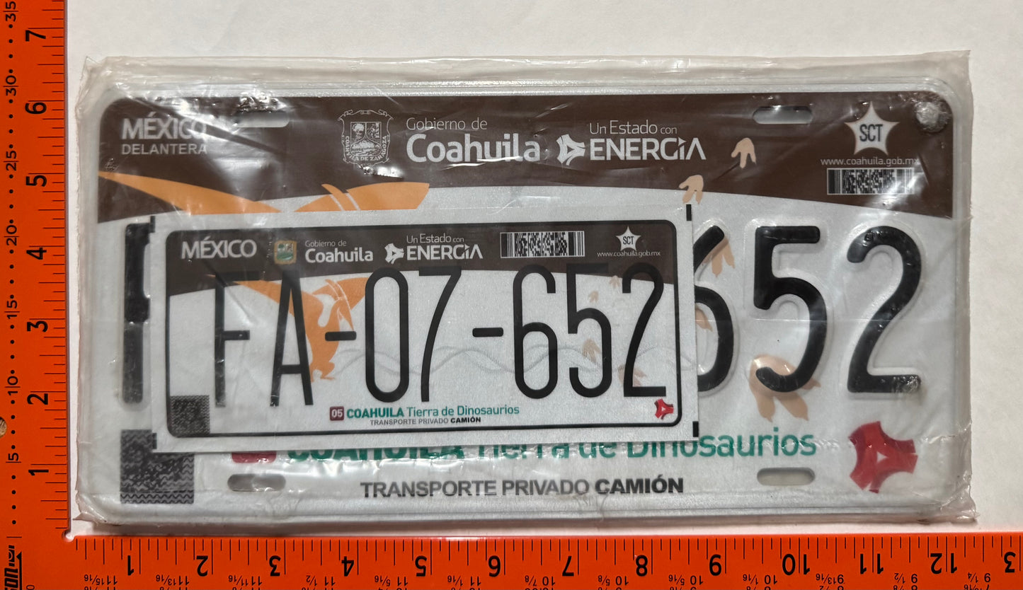 2016-2018 Coahuila, Mexico #FA-07-652 Truck License Plate (mint pair)