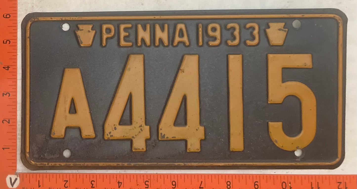 1933 Pennsylvania #A4415 Passenger License Plate
