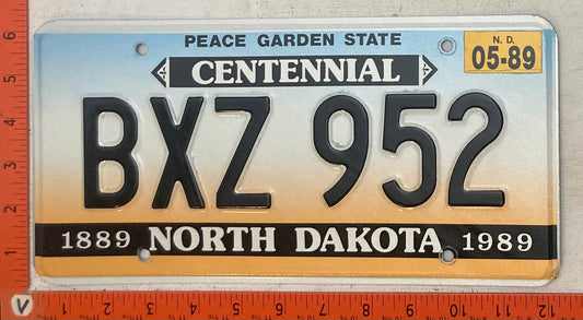 1989 North Dakota #BXZ 952 Passenger License Plate