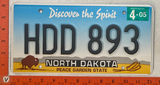 2005 North Dakota #HDD 893 Passenger License Plate
