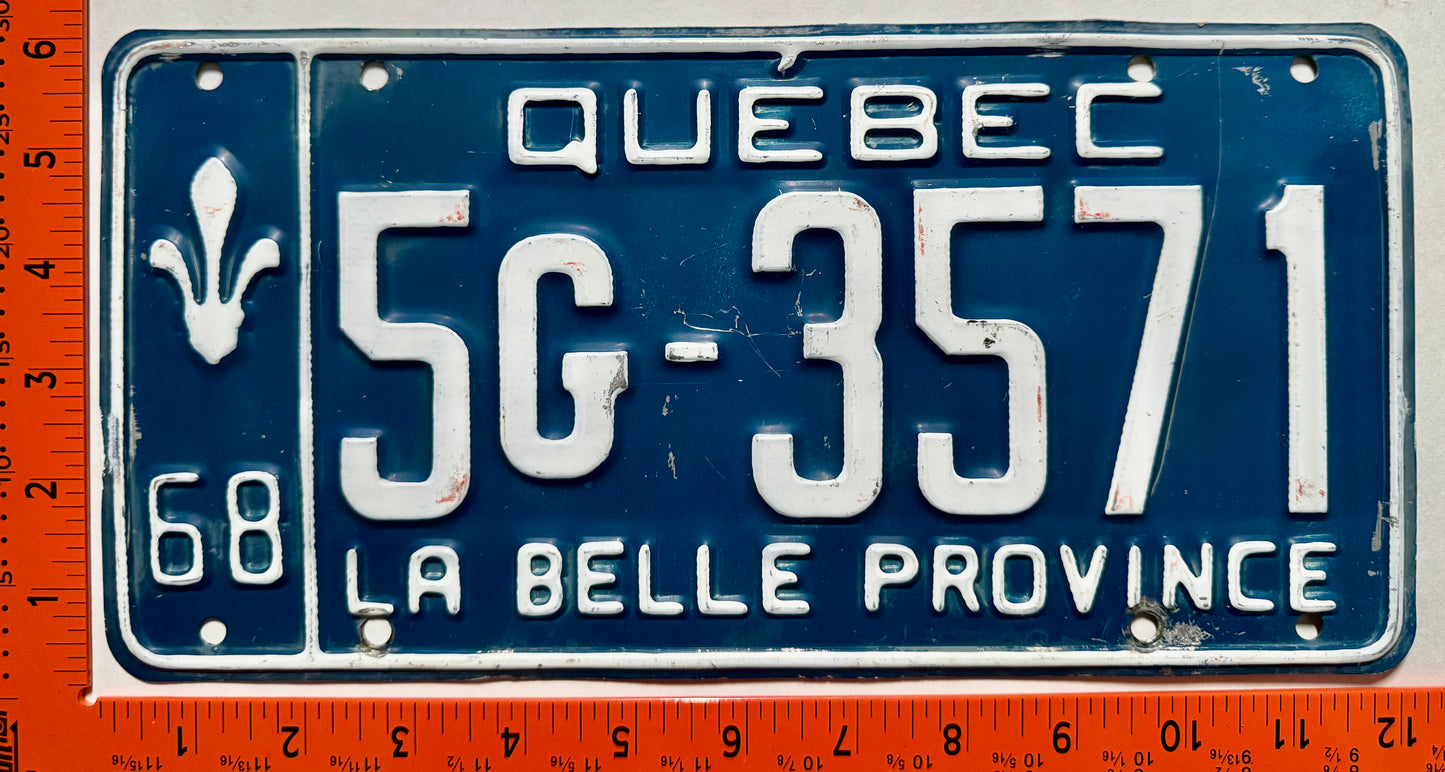 1968 Quebec #5G-3571 Passenger License Plate