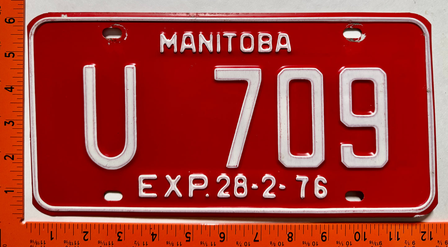 1976 Manitoba #U 709 Rental Car License Plate