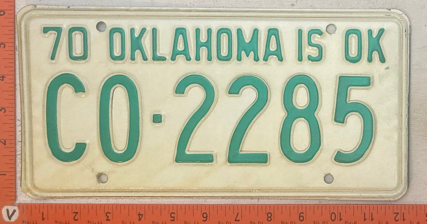 1970 Oklahoma #CO-2285 Passenger License Plate