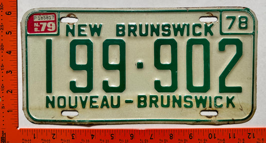 1979 New Brunswick #199-902 Passenger License Plate