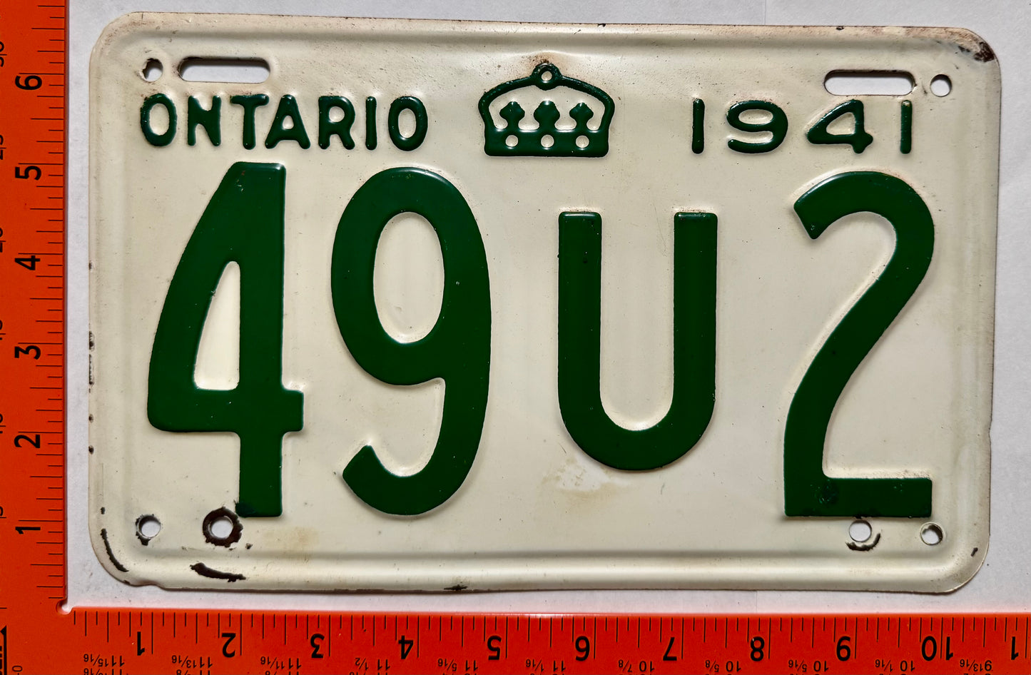 1941 Ontario #49U2 Passenger License Plate