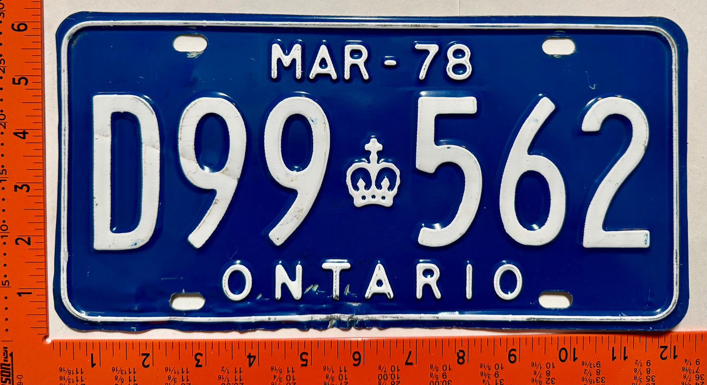1978 Ontario #D99 562 Commercial License Plate