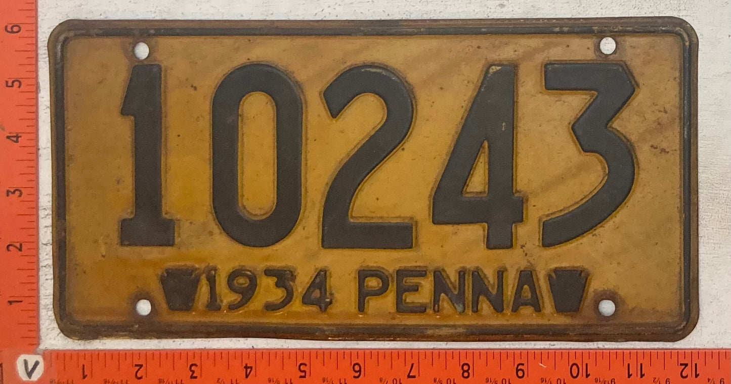 1934 Pennsylvania #10243 Passenger License Plate