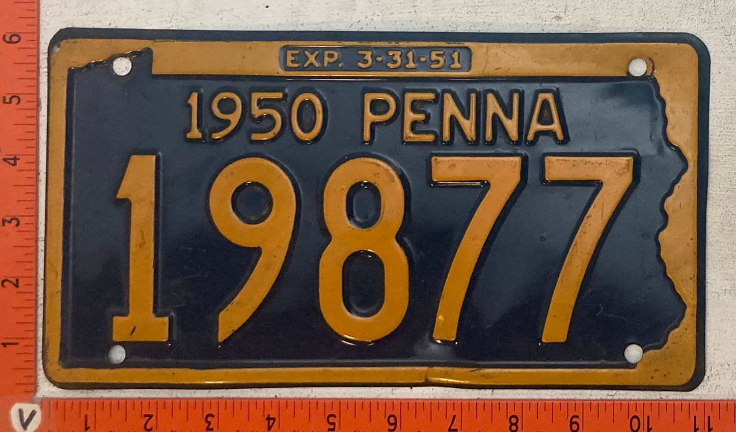 1950 Pennsylvania #19877 Passenger License Plate