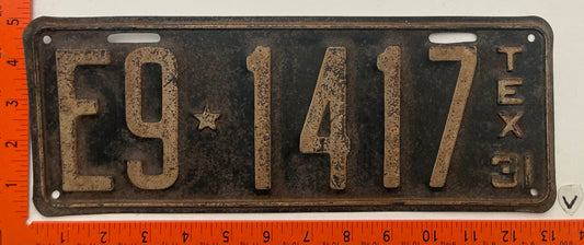 1931 Texas #E9-1417 Passenger License Plate