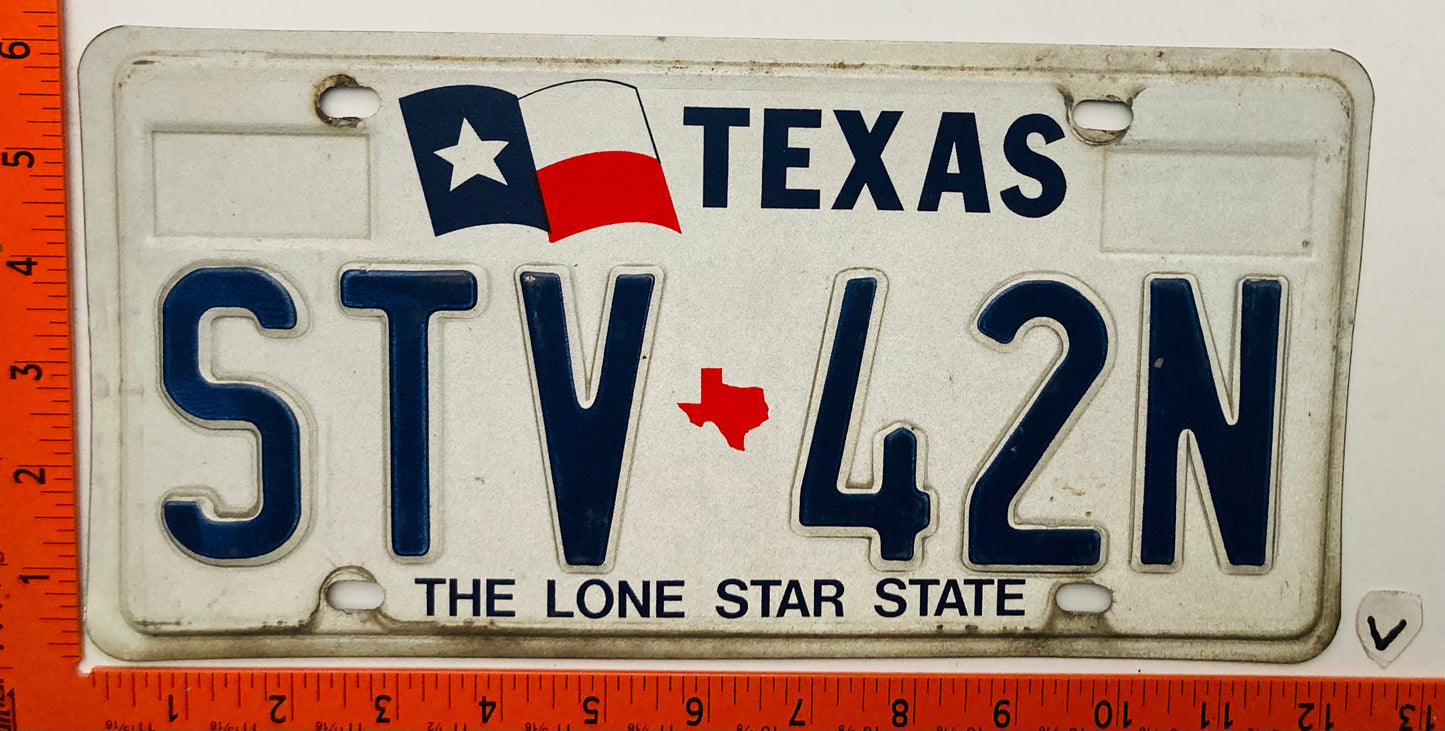 1998 Texas #STV 42N Passenger License Plate