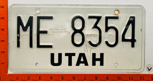 1989 Utah #ME 8354 Commercial License Plate