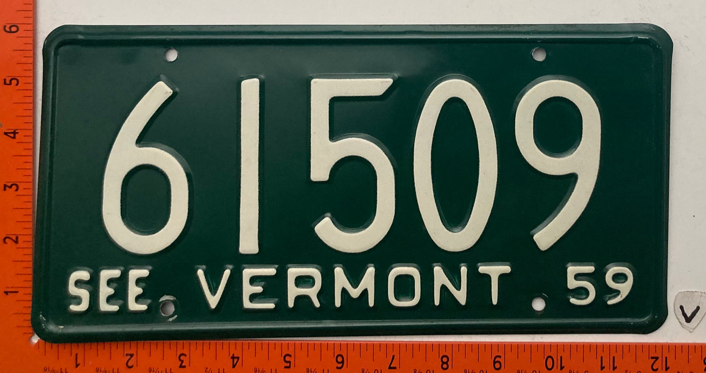 1959 Vermont #61509 Passenger License Plate