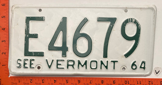 1964 Vermont #E4679 Passenger License Plate