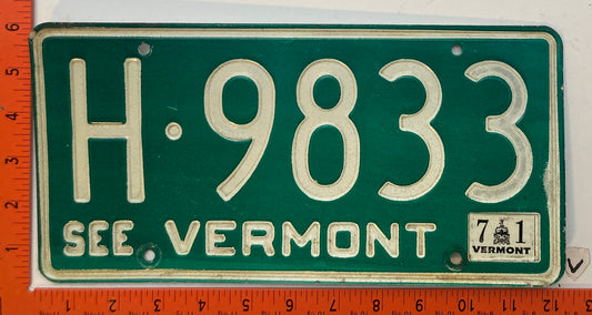 1971 Vermont #H-9833 Passenger License Plate