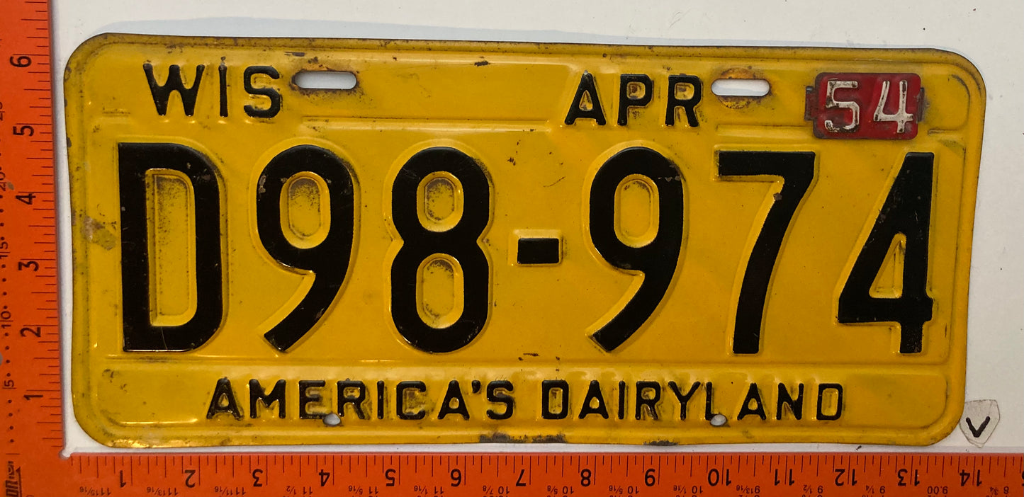 1954 Wisconsin #D98-974 Passenger License Plate