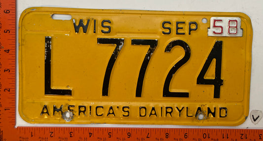 1958 Wisconsin #L 7724 Passenger License Plate