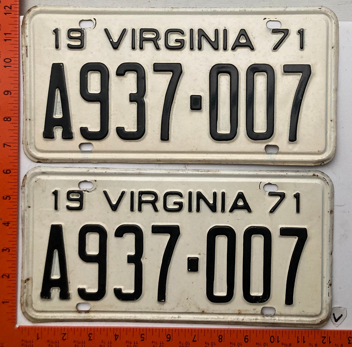 1971 Virginia #A937-007 Passenger License Plate (Pair)